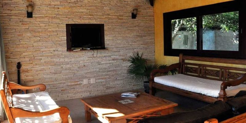 Post with top slider